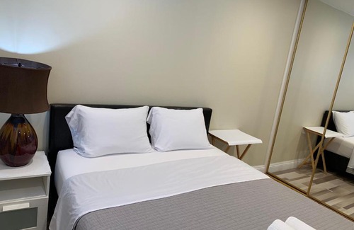 Southeast Anaheim House | Monthly Upscale Private Room near Disney & free parking