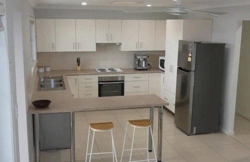 Mooloolaba House | Mooloolaba Beach House- Pet friendly