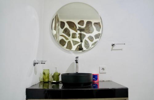 Purwakerti Villa | Moon Heritage Studio