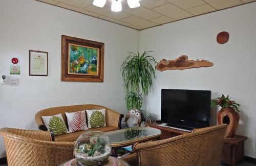 Xinshe House | Moon Lake House Inn