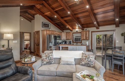 Ruidoso Cabin | Moon Mountain Escape | Fantastic Views, Hot Tub