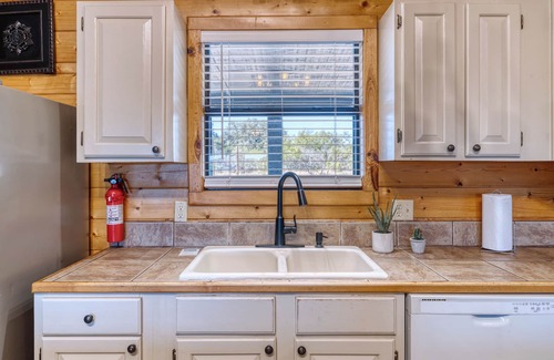 Sabinal House | Moon River/Fenced Pool, Close to Golf and Frio, Volleyball, No Bunks, FREE FRIO
