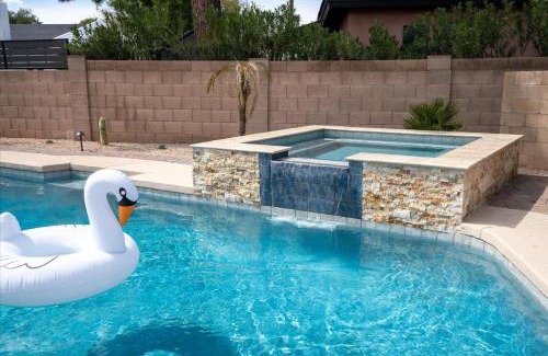 North Mountain House | Moon Valley-Pool Spa Foosball Ping Pong PutPut