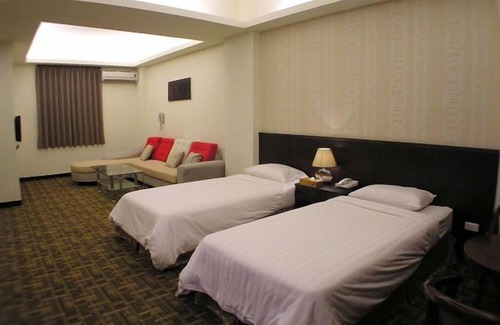 Zhongpu Hotel | Moon Villa