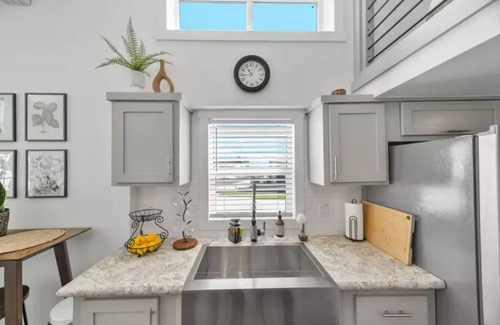 Fredericksburg Resort | Moonlight Views- Tiny Home #54nWelcome enchanting getaway Fredericksburg