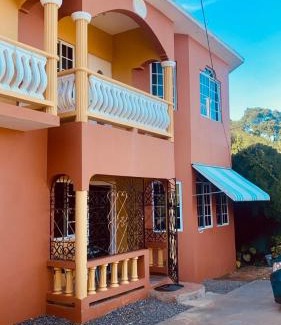 Duncans Bed & Breakfast | Moonlit Meadow B&B