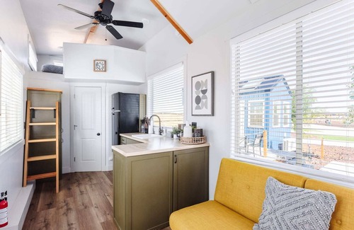 Apple Valley House | Moonrise Tiny Home Su