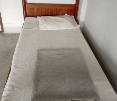 Sungai Kolok House | Moonshadow