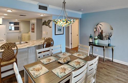 Lower Grand Lagoon Apartment | Moonspinner 415A