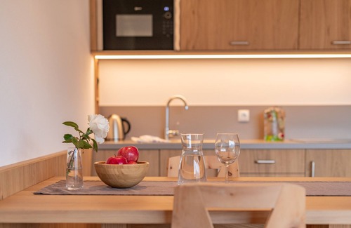 Marlengo Ski Chalet | Moosbichlerhof new chalet 55 sqm, panoramic view, pool near Merano, Merano Card.