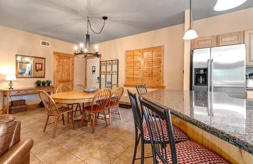 Bear Hollow Village Condo | Moose Mgmt-Bear Hollow 3301: Grill-HotTub