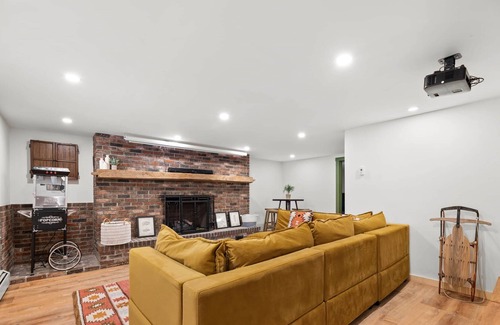 Greenville Junction House | MooseHaus - Dream Cabin in by Moosehead Lake ME