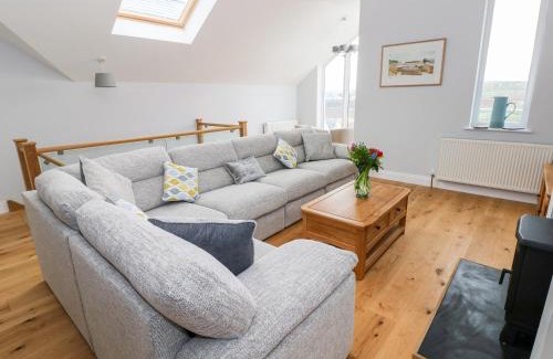 Goodwick House | Mor Awelon