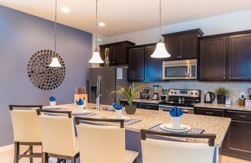 Four Corners House | MOR2109 Summary: Wind