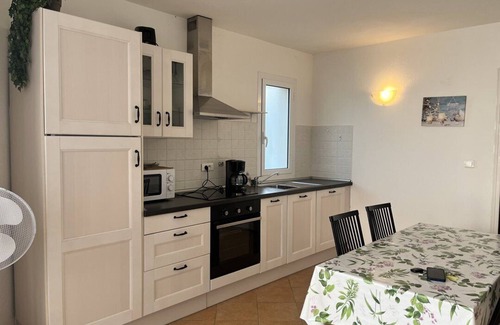 Favone Apartment | MORA APARTMENT - SEA VIEW - FAVONE-2*