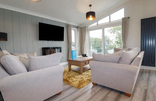 Redruth House | Mordros Lodge
