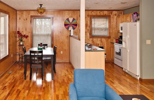 Farmers Cabin | Morehead Cabin on the lake