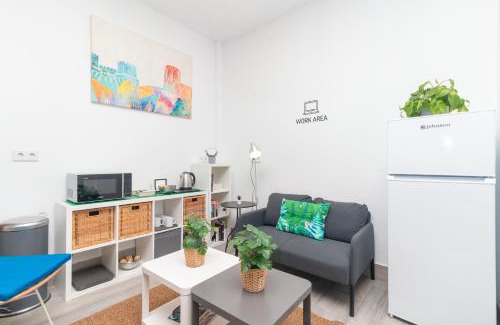 Nou Moles House | Moreno Rooms - BET Apartments