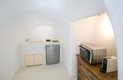 Oia Villa | Morfi Cave House