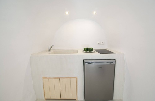 Oia Villa | Morfi Cave House