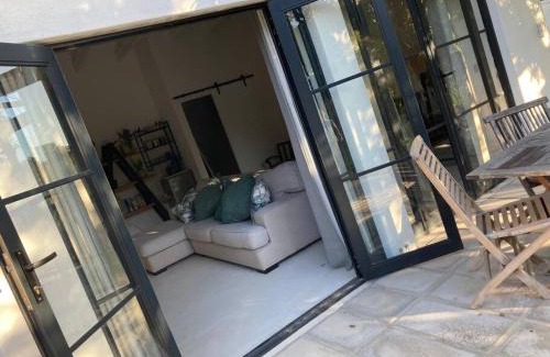 Somerset West Apartment | Morningside Studio apartment, load shedding proof