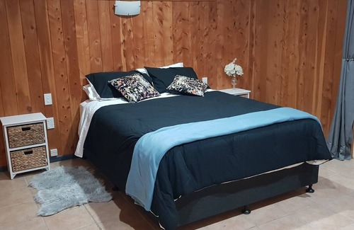 Kimbolton Other | Morunga Farm House - A Peaceful Country Retreat