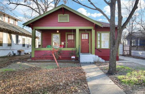 Downtown San Antonio House | Mosaic - A Birdy Vacation Rental