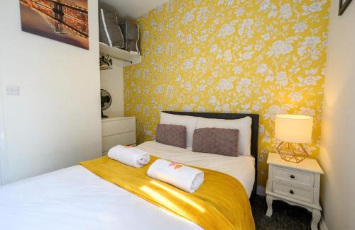 Moseley Apartment | Moseley Mews House By STAE-Homes