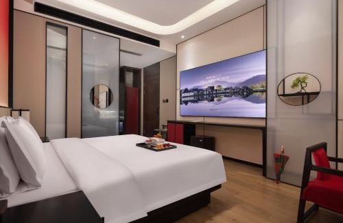 Erqi District Hotel | Moshangqingshe Hotel(Zhengzhou Erqi Wanda Plaza and Hanghai Road)