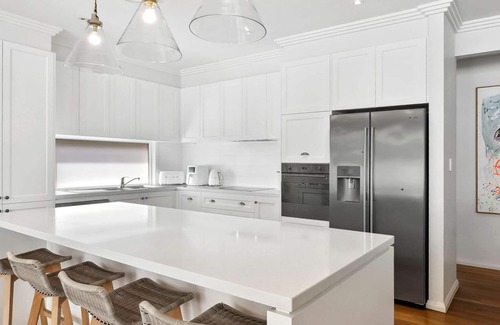 Mosman House | Mosman Family Holiday Retreat - Heated Pool