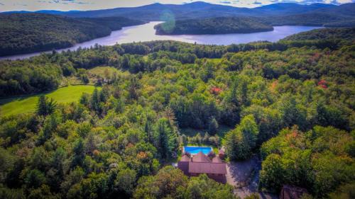 Wilmington House | Most Luxury 7000 Sq ft Log Estate with Pool Hot Tub Sauna