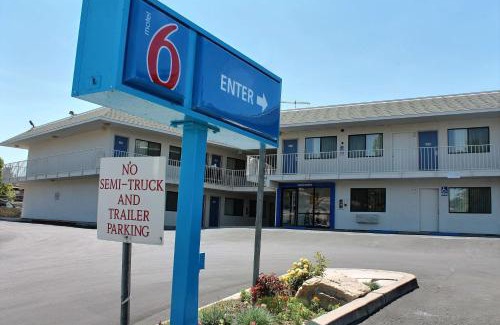 Atascadero Hotel | Motel 6-Atascadero, CA