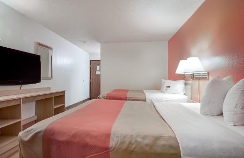 Colby Hotel | Motel 6-Colby, KS