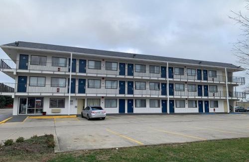 Dayton Hotel | Motel 6-Dayton, OH