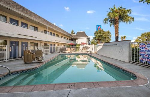 Fairfield Hotel | Motel 6-Fairfield, CA - North