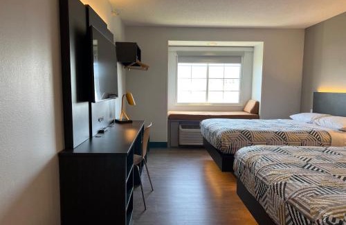 Indianapolis Hotel | Motel 6 Indianapolis Carmel