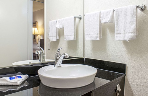 Kalispell Hotel | Motel 6 Kalispell, MT