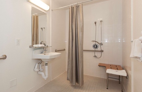 Kalispell Hotel | Motel 6 Kalispell, MT