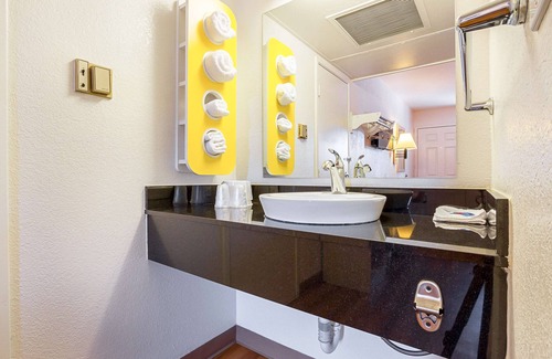 Mesa Hotel | Motel 6 Mesa North