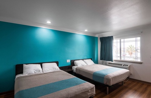 Norwalk Hotel | Motel 6 Norwalk, CA