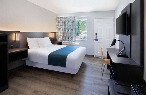 Woodland Hotel | Motel 6 Woodland, CA – Sacramento Airport