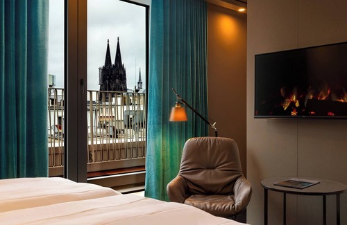 Old Town Hotel | Motel One Köln - Neumarkt
