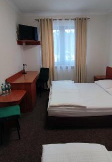 Lubrza Hotel | Motel Port 2000