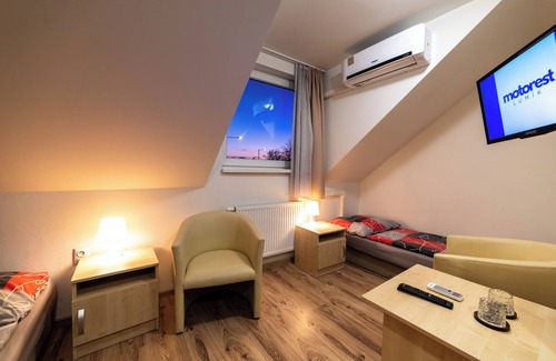Slovenske Darmoty Hotel | Motorest Lumík