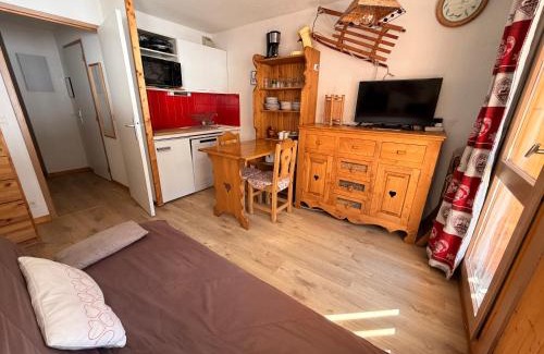 Meribel-Mottaret Apartment | Mottaret Cimes 2- Studio cabine - Pied des pistes - Sud