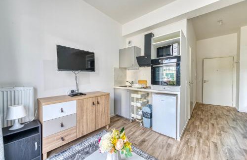 Bondy Apartment | Moulin à Vent A01 - Studio à 200m du canal