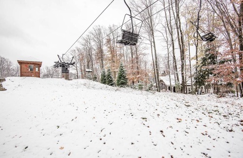 Boyne Falls House | Mount Saalbach