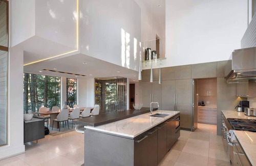 Whistler Creekside House | Mountain chalet w/ski access & hot tub