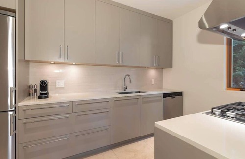 Whistler Creekside House | Mountain chalet w/ski access & hot tub