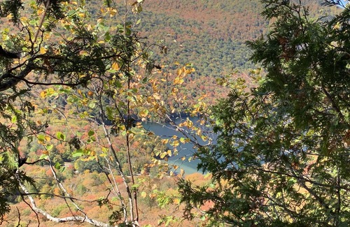 Lincoln Condo | Mountain getaway 1bedroom 1 Mile from Loon Mt